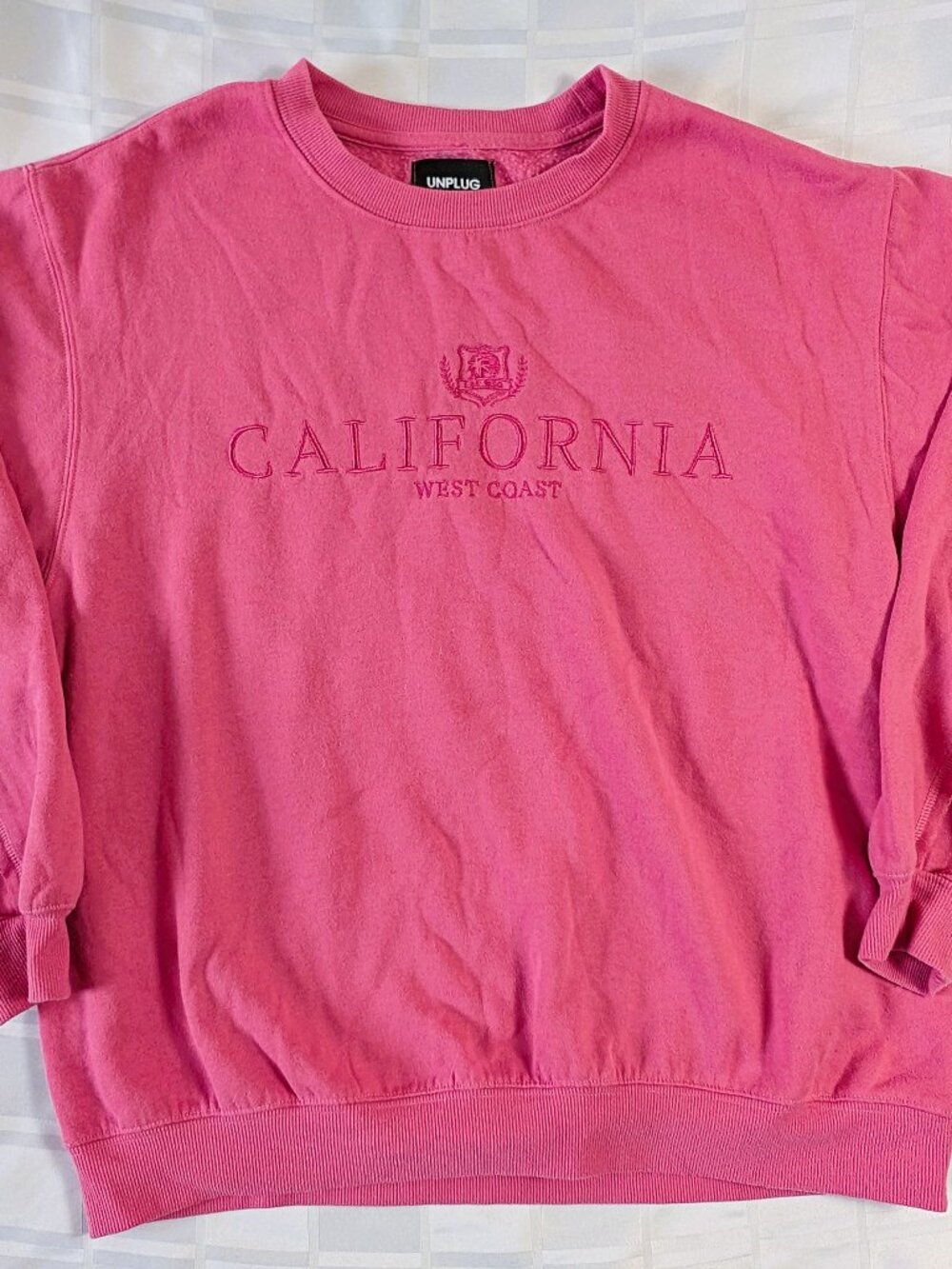 CALIFORNIA WEST COAST PINK WOMEN'S SWEATER BY BLUENOTES UNPLUG SIZE MEDIUM